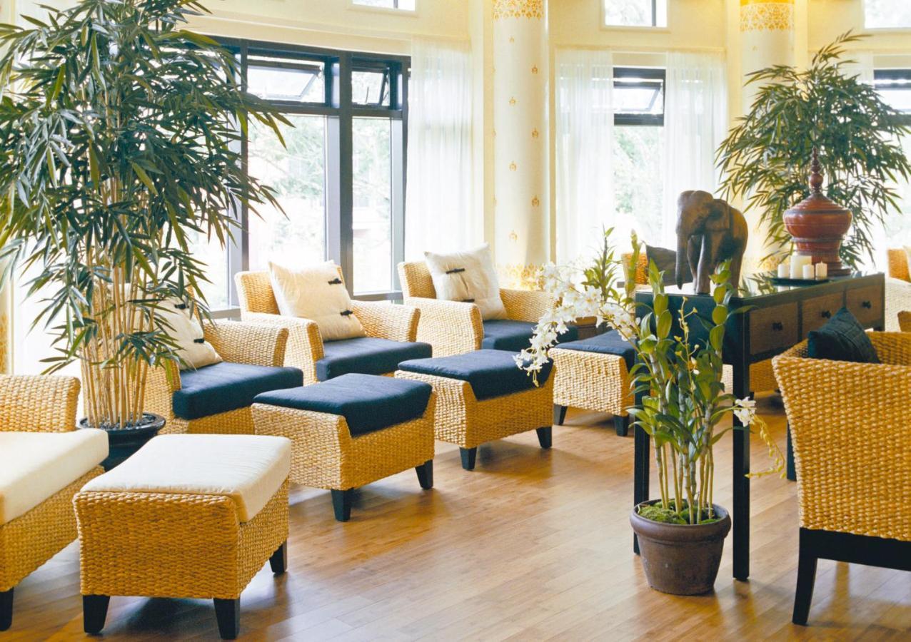 Careys Manor Hotel & Senspa Брокенхърст Екстериор снимка