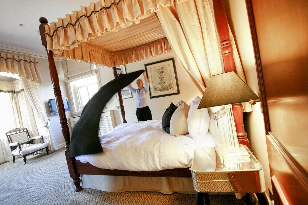 Careys Manor Hotel & Senspa Брокенхърст Екстериор снимка